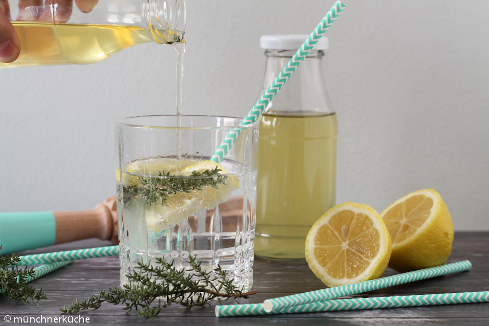 Zitronen Thymian Sirup - münchner-küche