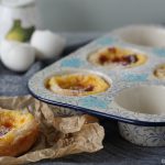 Pasteis de Nata sind eine Spezialität aus Portugal.