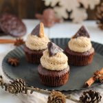 Die Lebkuchen-Cupcakes passen perfekt in die Weihnachtszeit.