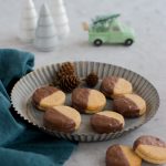 Haselnuss-Nougat-Plätzchen