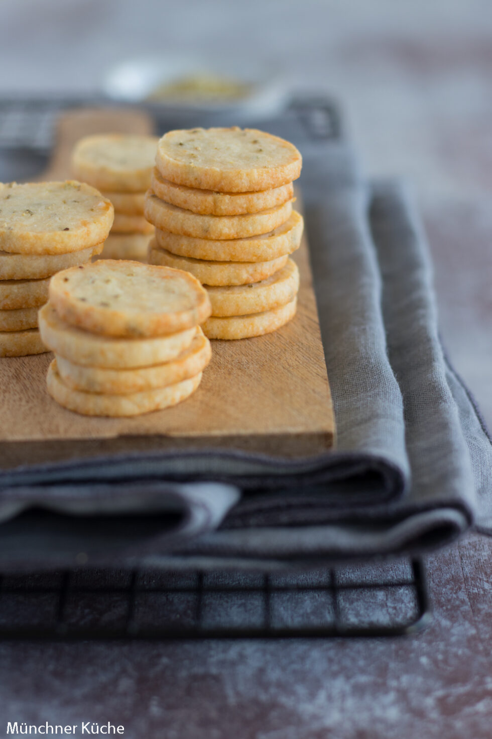 Herzhafte Kekse mit Fenchel und Parmesan - münchner-küche