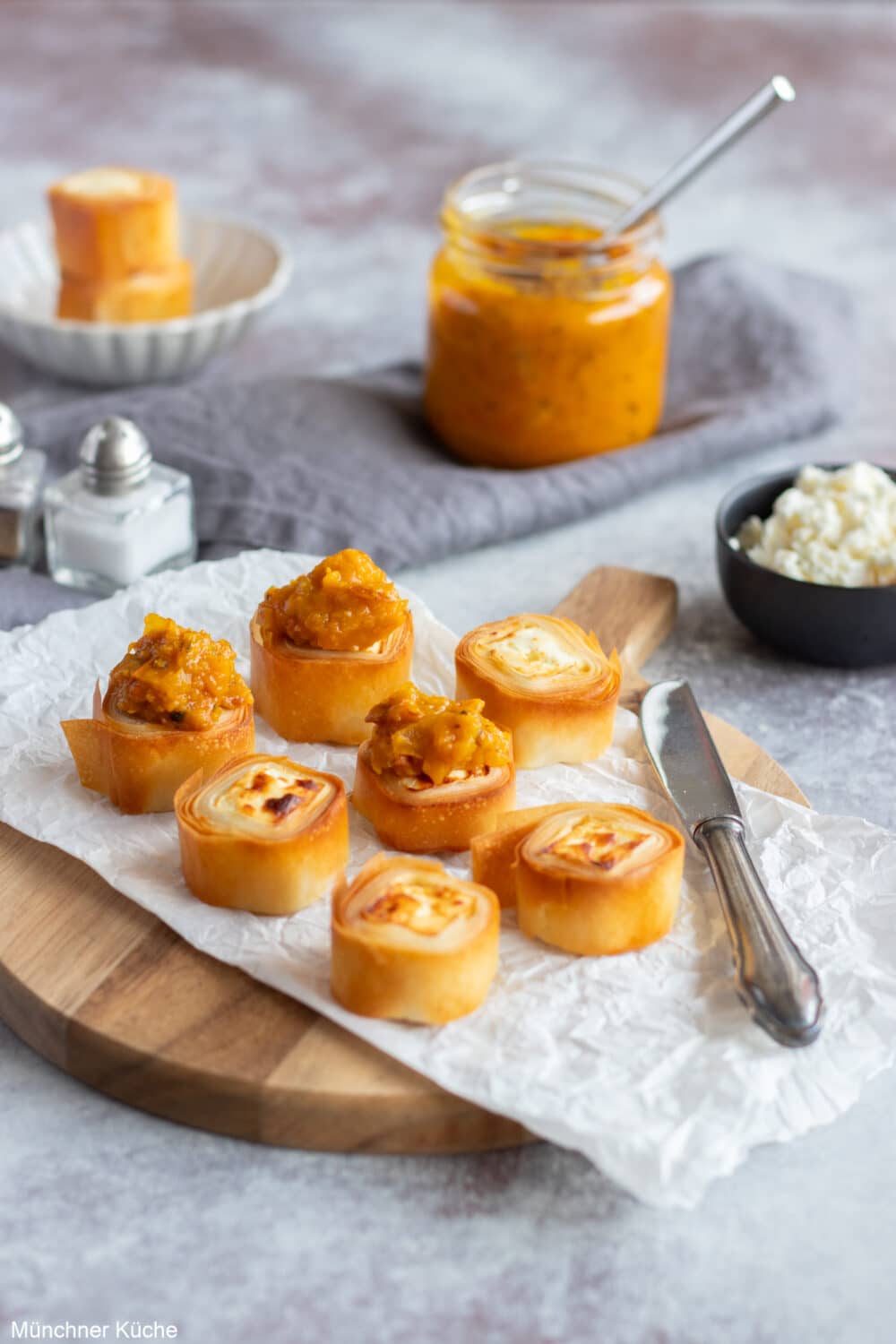 Die Feta Häppchen lassen sich ganz einfach und schnell im Airfryer oder Backofen zubereiten